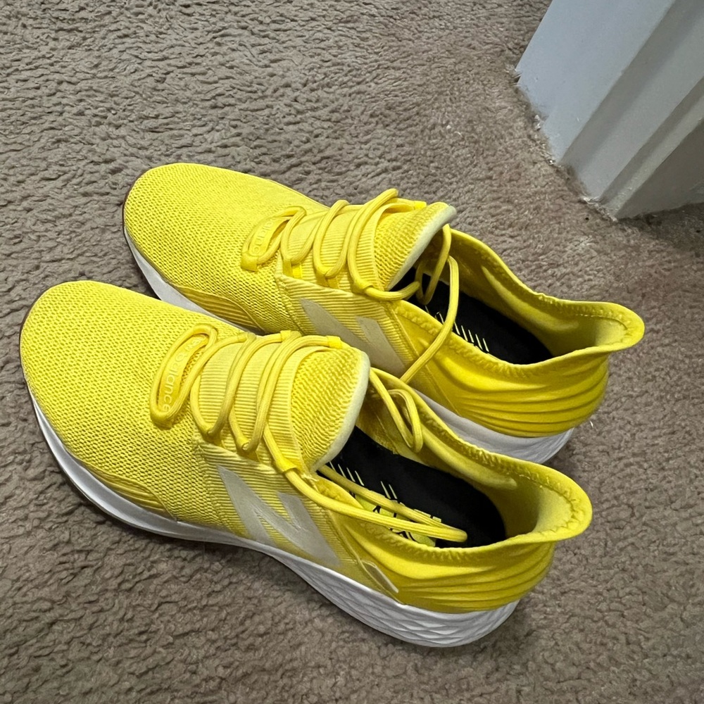 New Balance Women’s Sneakers